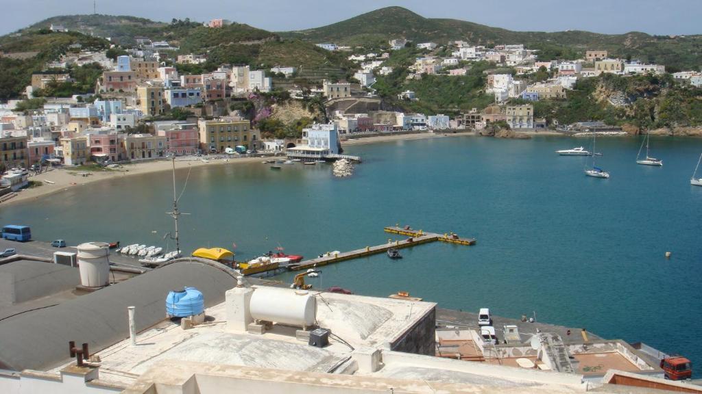 Hotel Del Capitano Ponza Pokoj fotografie